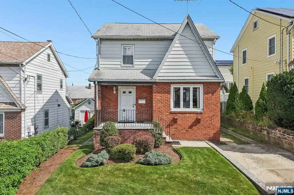 146 Bergen Avenue, North Arlington, NJ 07031 - #1