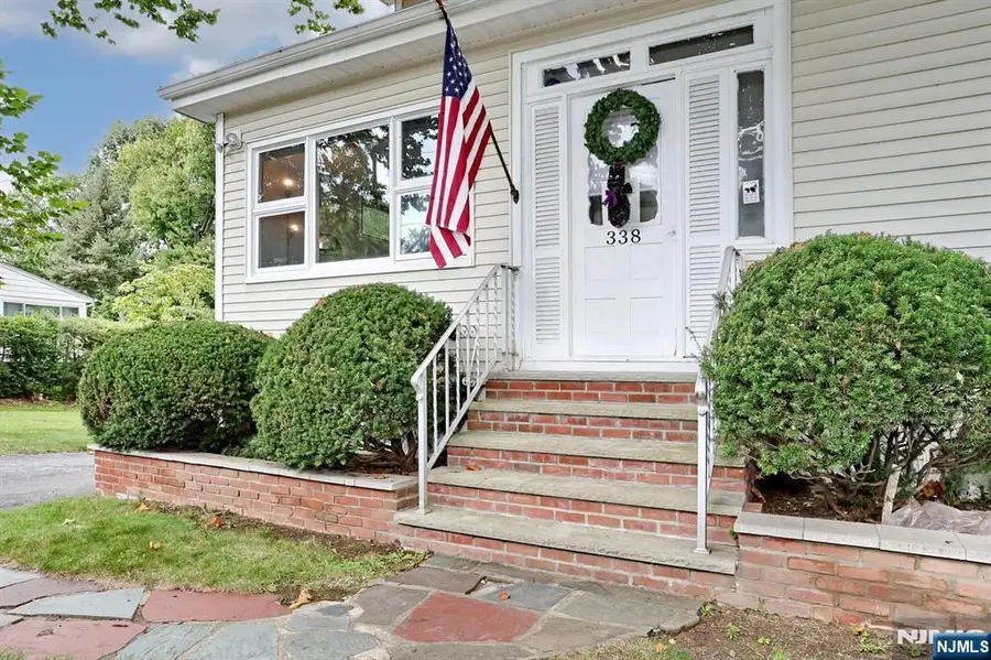 338 4th Avenue, Hawthorne, NJ 07506 - #2