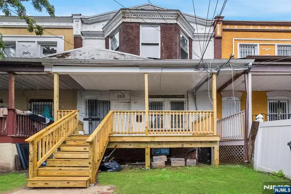 212 11th Street, Newark, NJ 07107