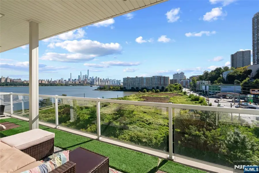 3 Somerset Lane 504, Edgewater, NJ 07020 - #2