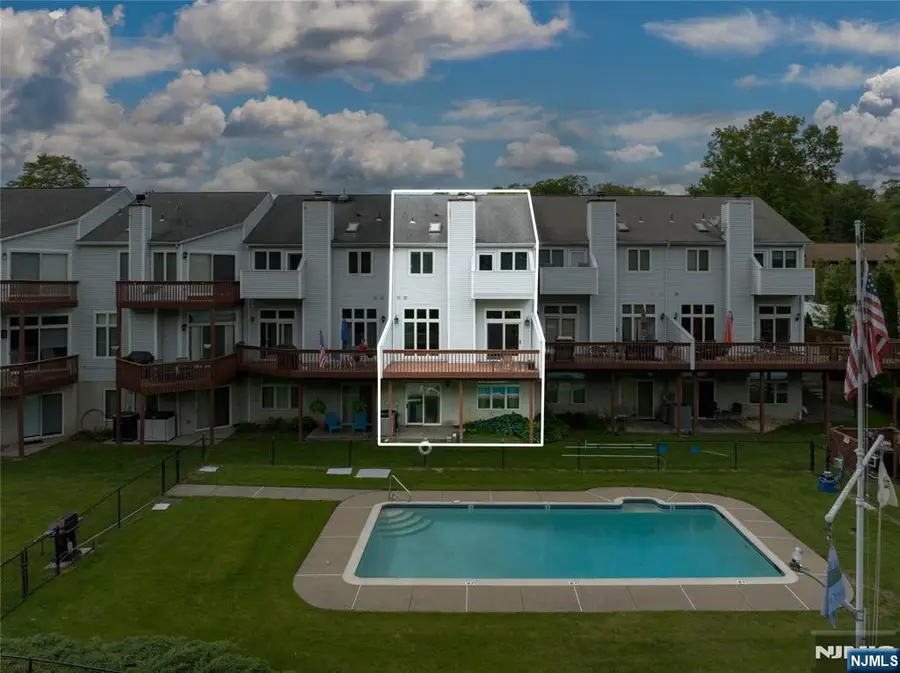 5 St Charles Avenue, Hewitt, NJ 07421 - #2