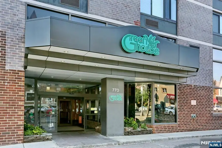 770 Anderson Avenue 18K, Cliffside Park, NJ 07010 - #2