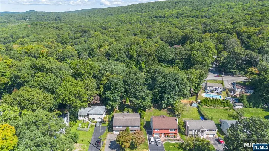 52 Channing Drive, Ringwood, NJ 07456 - #3