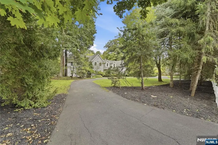 580 Brookside Avenue, Allendale, NJ 07401 - #3