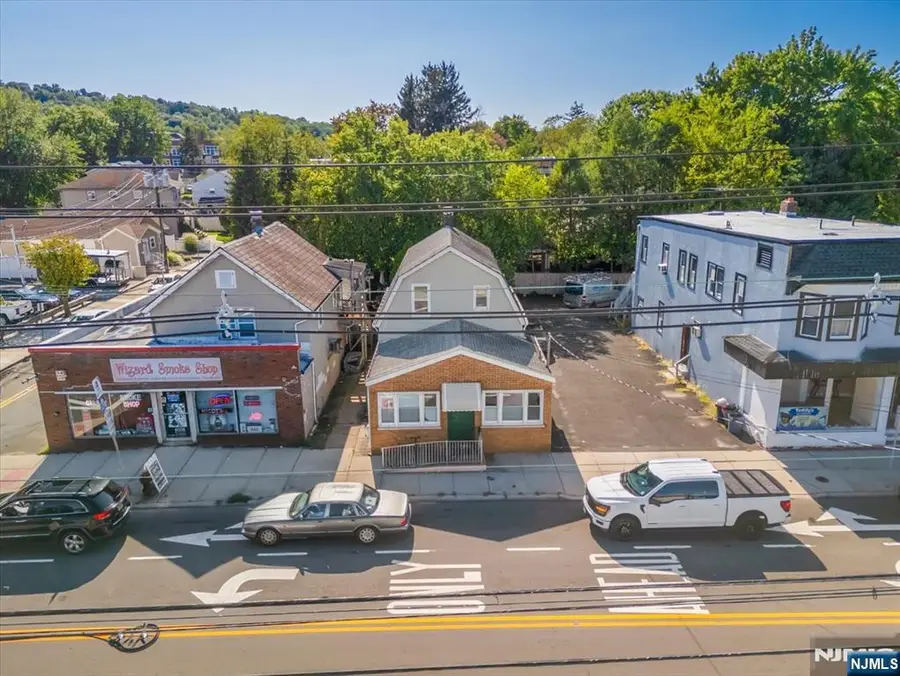 37 NEWARK POMPTON Turnpike, Little Falls, NJ 07424 - #2