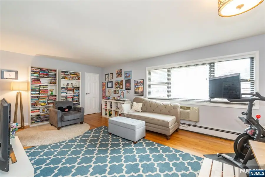 6 Colonial Drive 65, Little Falls, NJ 07424 - #3