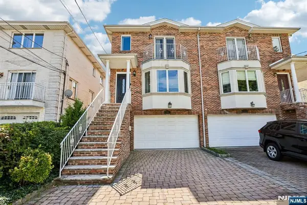 398 Lawton Avenue C0398, Cliffside Park, NJ 07010