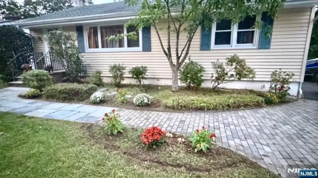 98 Roosevelt Boulevard, Oakland, NJ 07436 - #1