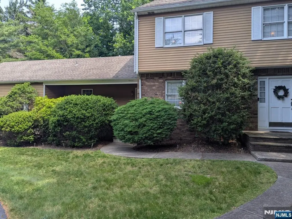 365 Lake Street, Upper Saddle River, NJ 07458 - #1