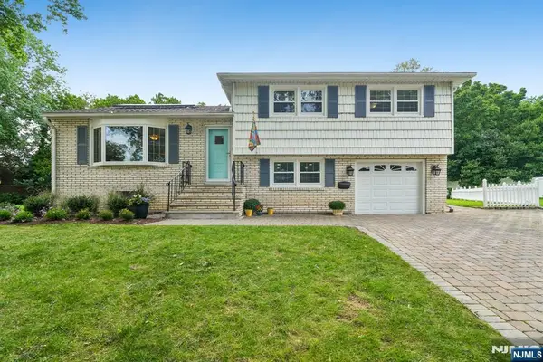 49 Skyview Road, Bloomfield, NJ 07003