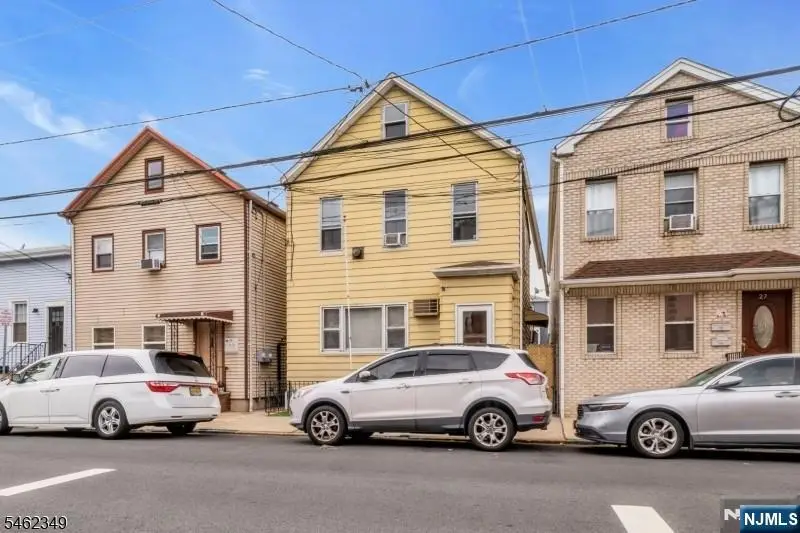 29 Kossuth Street, Newark, NJ 07105 - #2