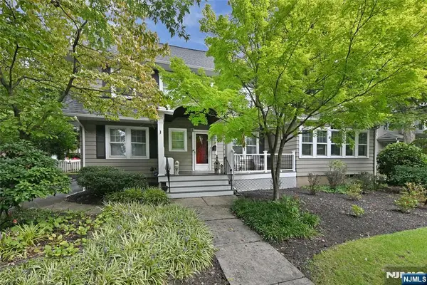 195 Hamilton Avenue, Glen Rock, NJ 07452