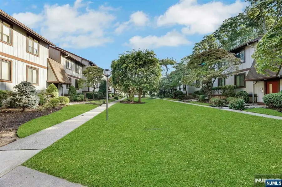 50 Rock Road B10, Hawthorne, NJ 07506 - #2