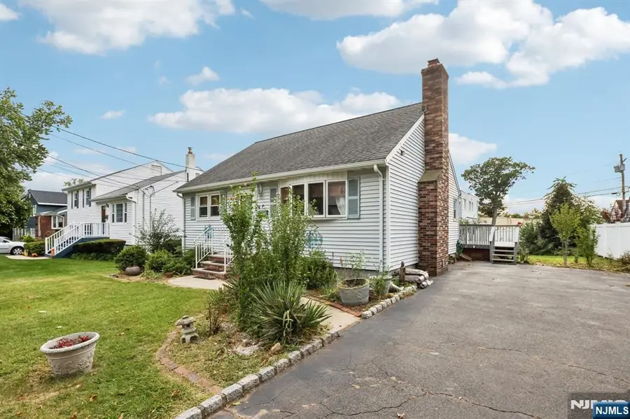 6 Summit Avenue, Waldwick, NJ 07463 - #2