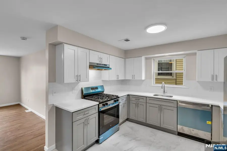 914 18th Street, Newark, NJ 07108 - #2
