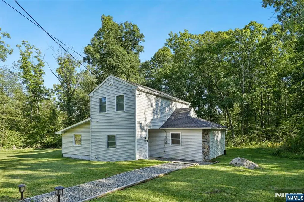 4 Quail Road, Sparta, NJ 07871 - #1