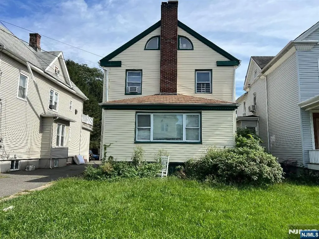 264 Park, Hackensack, NJ 07601 - #1