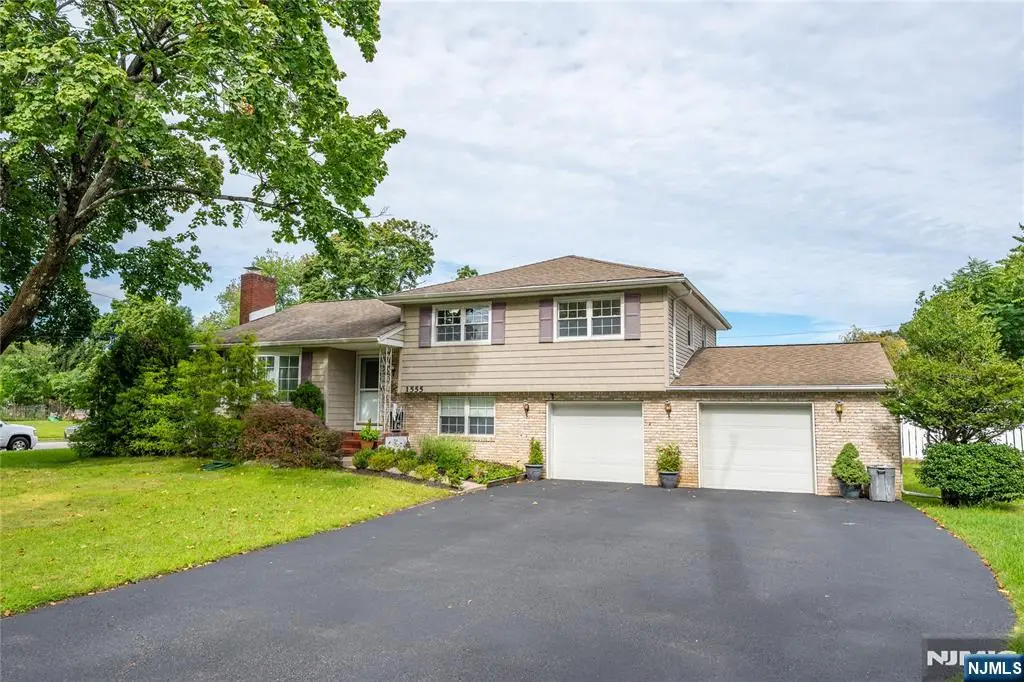 1555 Ratzer Road, Wayne, NJ 07470 - #1