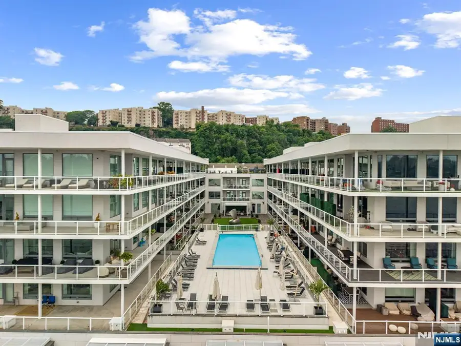 3 Somerset Lane x307, Edgewater, NJ 07020 - #3