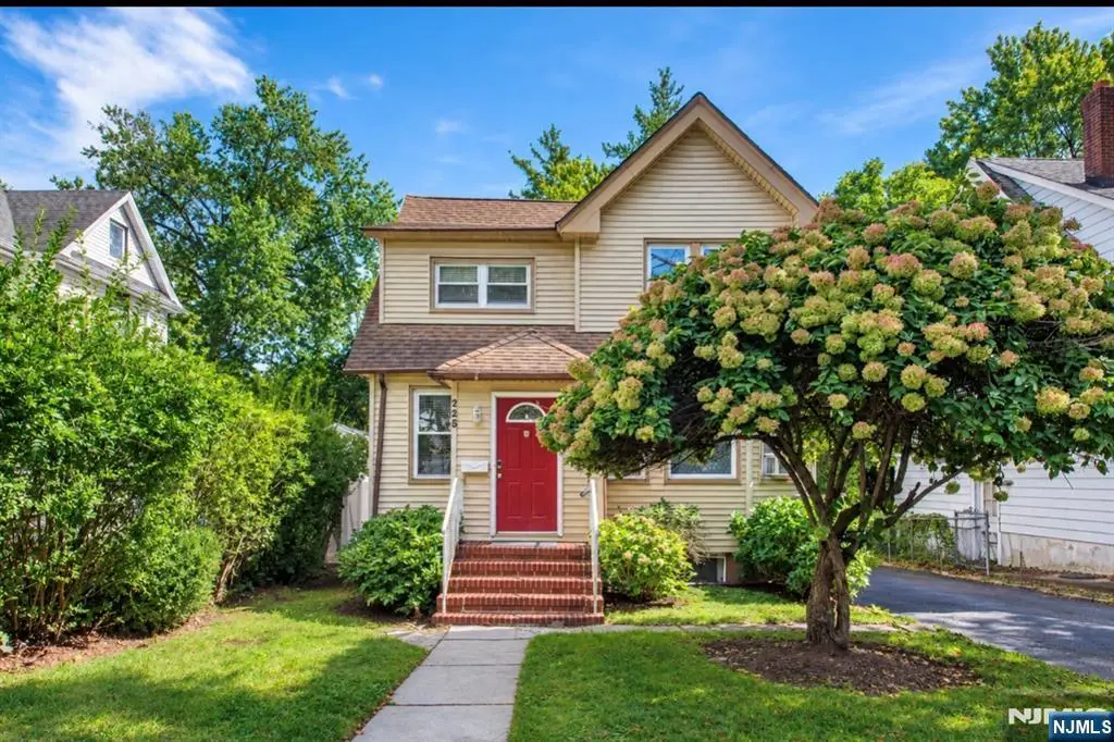 225 Elm Avenue, Bogota, NJ 07603 - #1