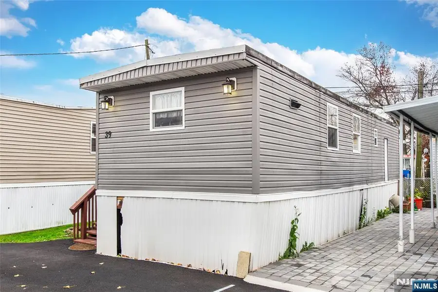 39 Helen, Moonachie, NJ 07074 - #2