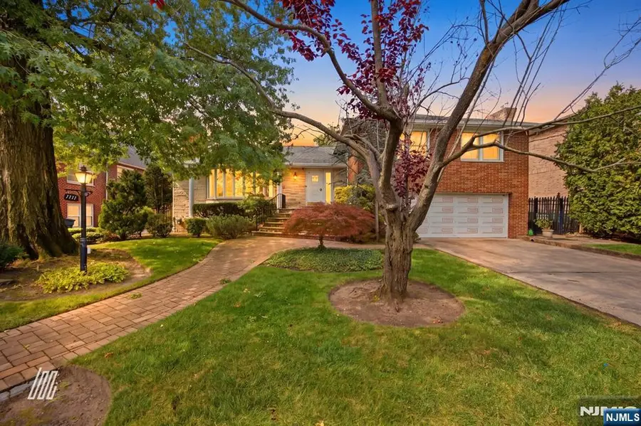 1111 Cumbermeade Road, Fort Lee, NJ 07024 - #2