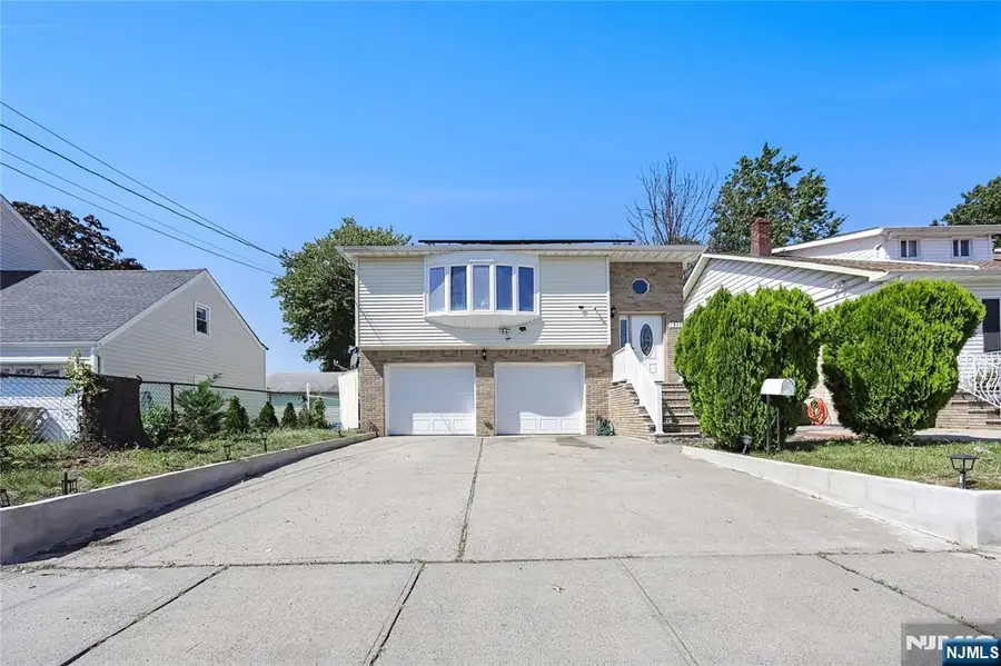 1511 Essex Avenue, Linden, NJ 07036 - #2