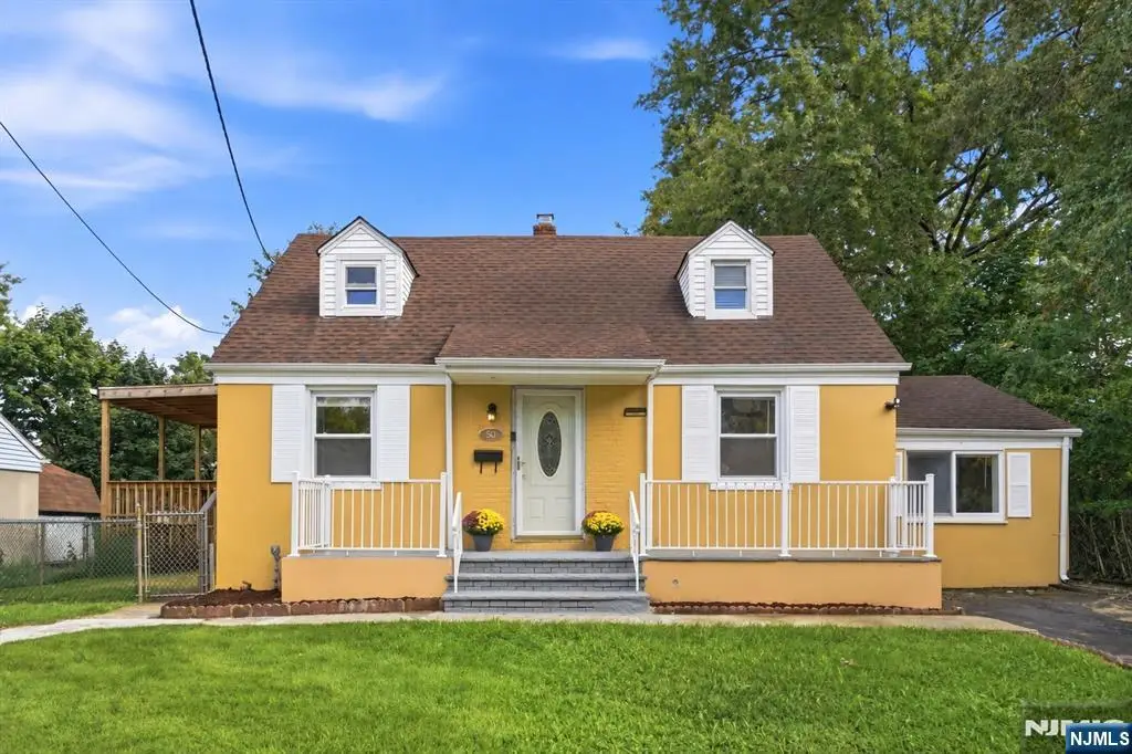 50 Heather Lane, Roselle, NJ 07203 - #1