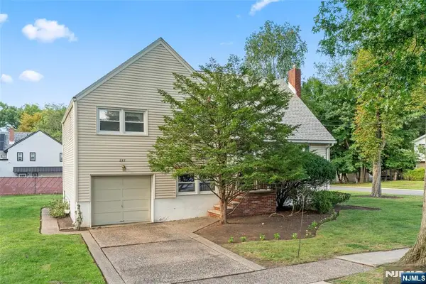257 Hamilton Road, Teaneck, NJ 07666