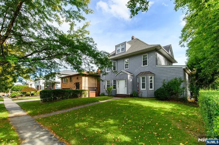 35 E Pierrepont Avenue, Rutherford, NJ 07070 - #2