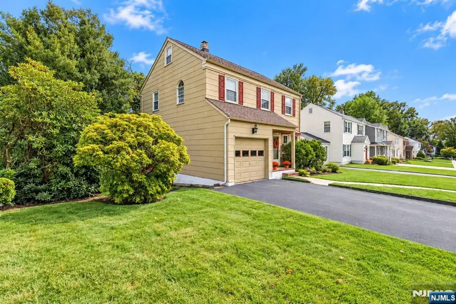 32 Stanley Avenue, Nutley, NJ 07110 - #3