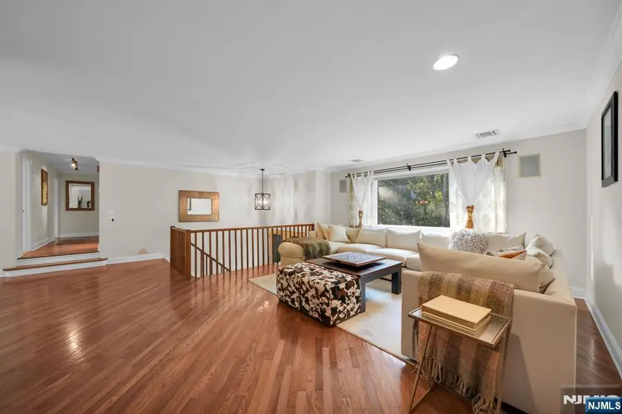 19 Pepper Road, Towaco, NJ 07082 - #2