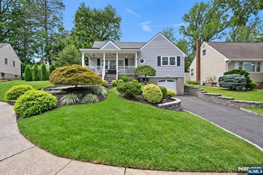 29 Oakley Terrace, Nutley, NJ 07110 - #2