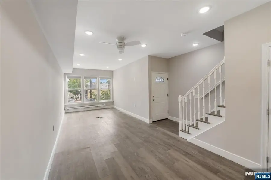 467 Bergen Avenue, Jersey City, NJ 07304 - #3
