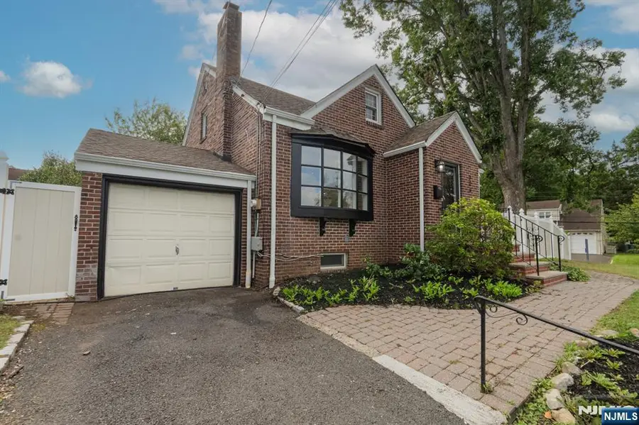 303 Huntington Road, Union, NJ 07083 - #3