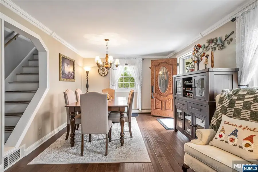 71 Weller Terrace, Saddle Brook, NJ 07663 - #3
