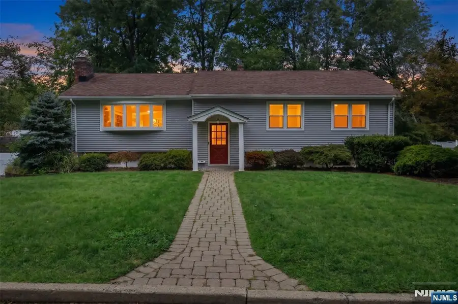 662 Calvin Street, Township Of Washington, NJ 07676 - #3