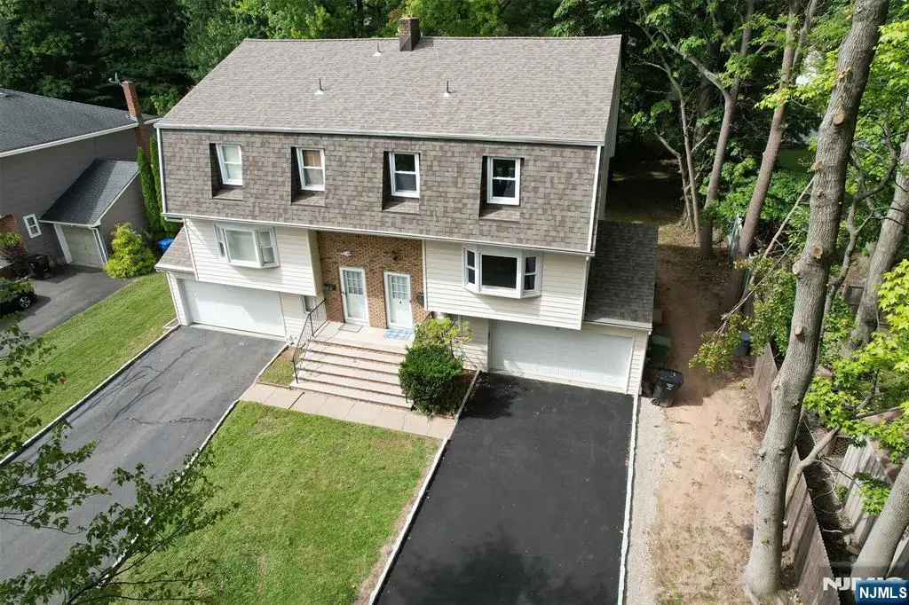 85B Primrose Lane, Paramus, NJ 07652 - #1