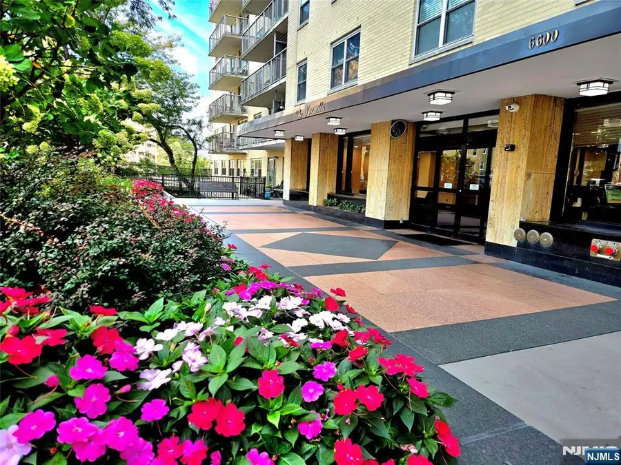 6600 Boulevard East 23D, West New York, NJ 07093 - #2