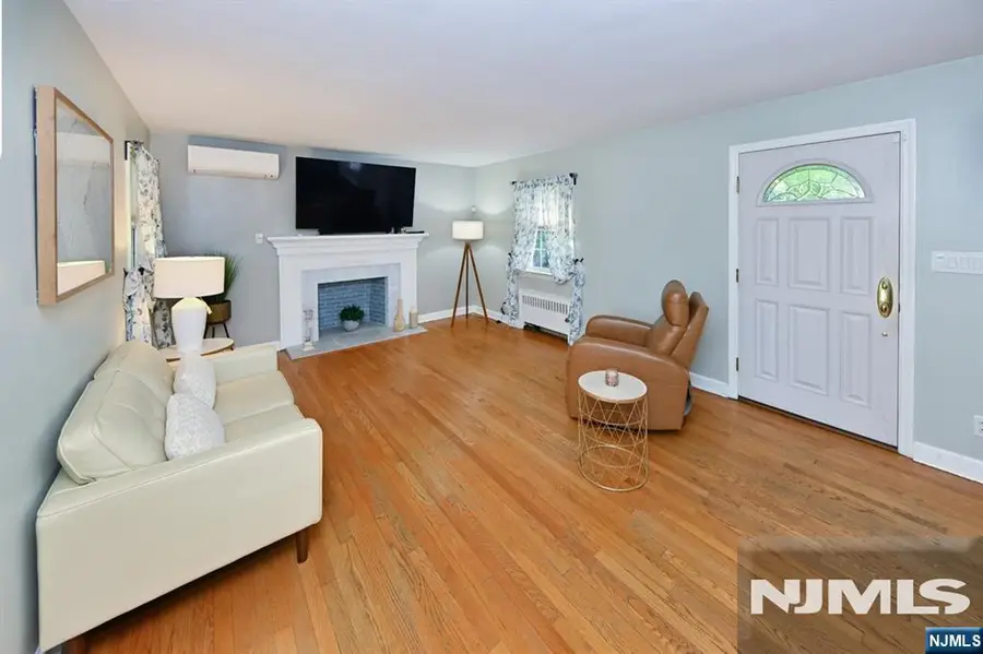 137 E Magnolia Avenue, Maywood, NJ 07607 - #2