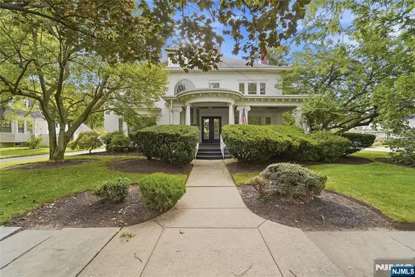 676 Belgrove Drive, Kearny, NJ 07032