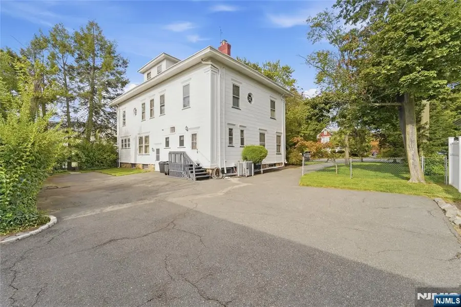 676 Belgrove Drive, Kearny, NJ 07032 - #2