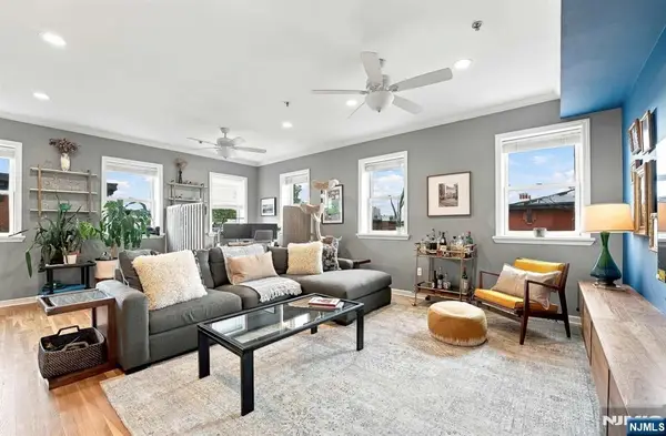 547 Bloomfield Street 4, Hoboken, NJ 07030