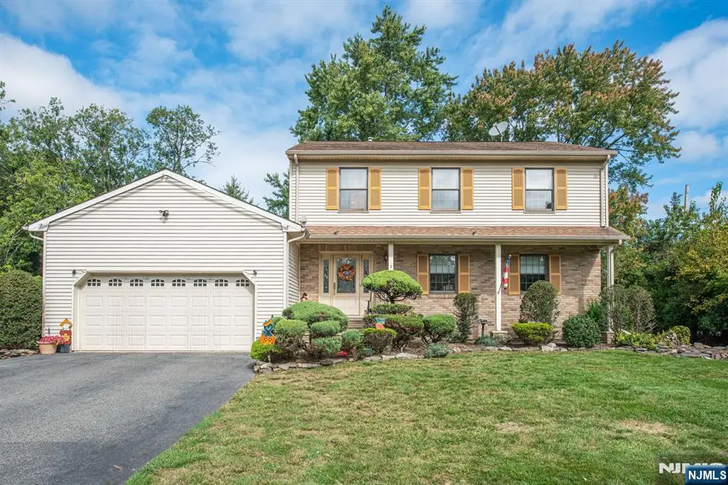 2 Rochambeau Road, Pompton Plains, NJ 07444 - #1