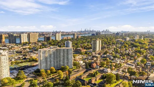 2000 Linwood Avenue 19N, Fort Lee, NJ 07024