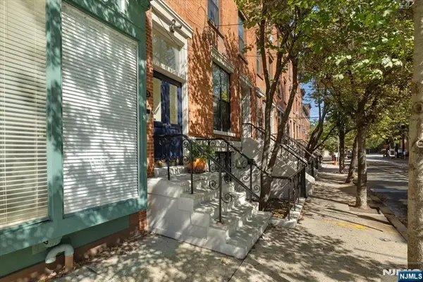 273 Monmouth Street 3, Jersey City, NJ 07302