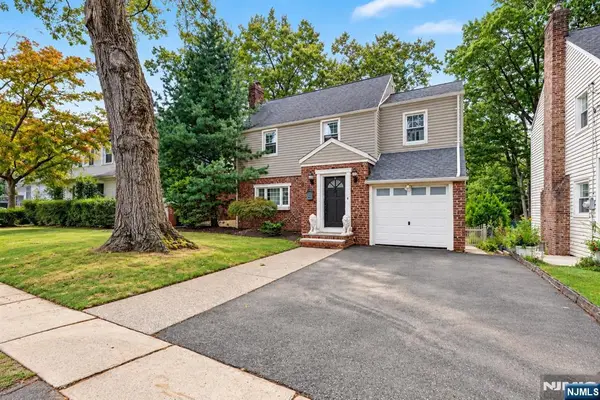 31 Freeman Place, Nutley, NJ 07110