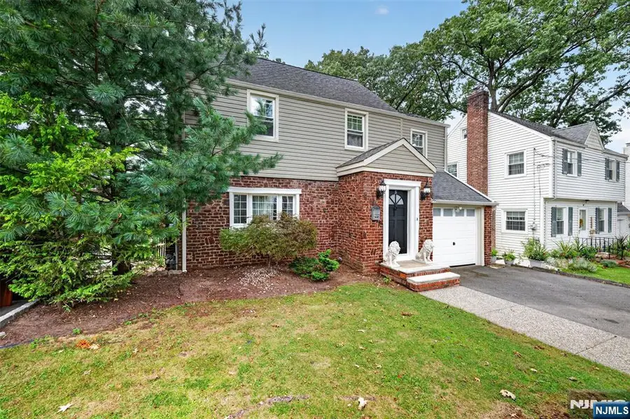 31 Freeman Place, Nutley, NJ 07110 - #2