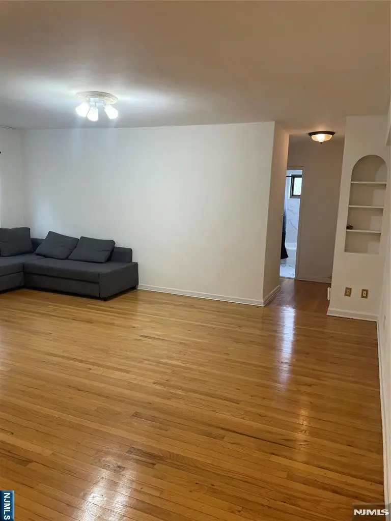 3021 EDWIN Edwin Avenue 4B, Fort Lee, NJ 07024 - #3
