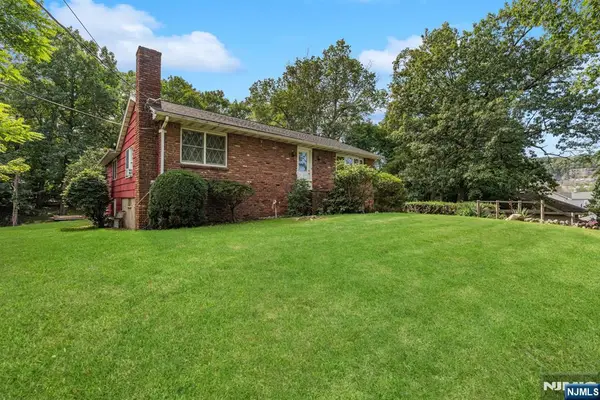 40 Broad Street, Pompton Lakes, NJ 07442